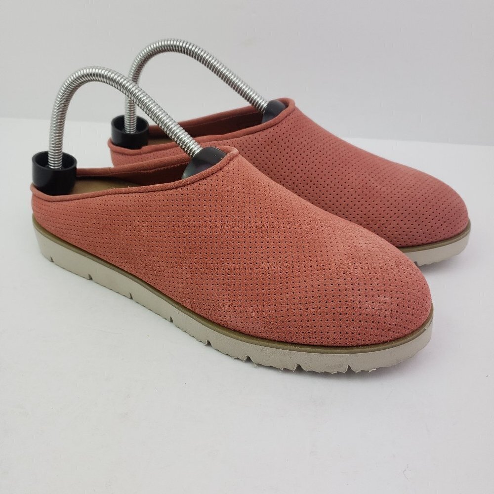 NEW BearPaw Jolene Womens Size 9 Coral Suede Slip On Comfort Mule Shoes